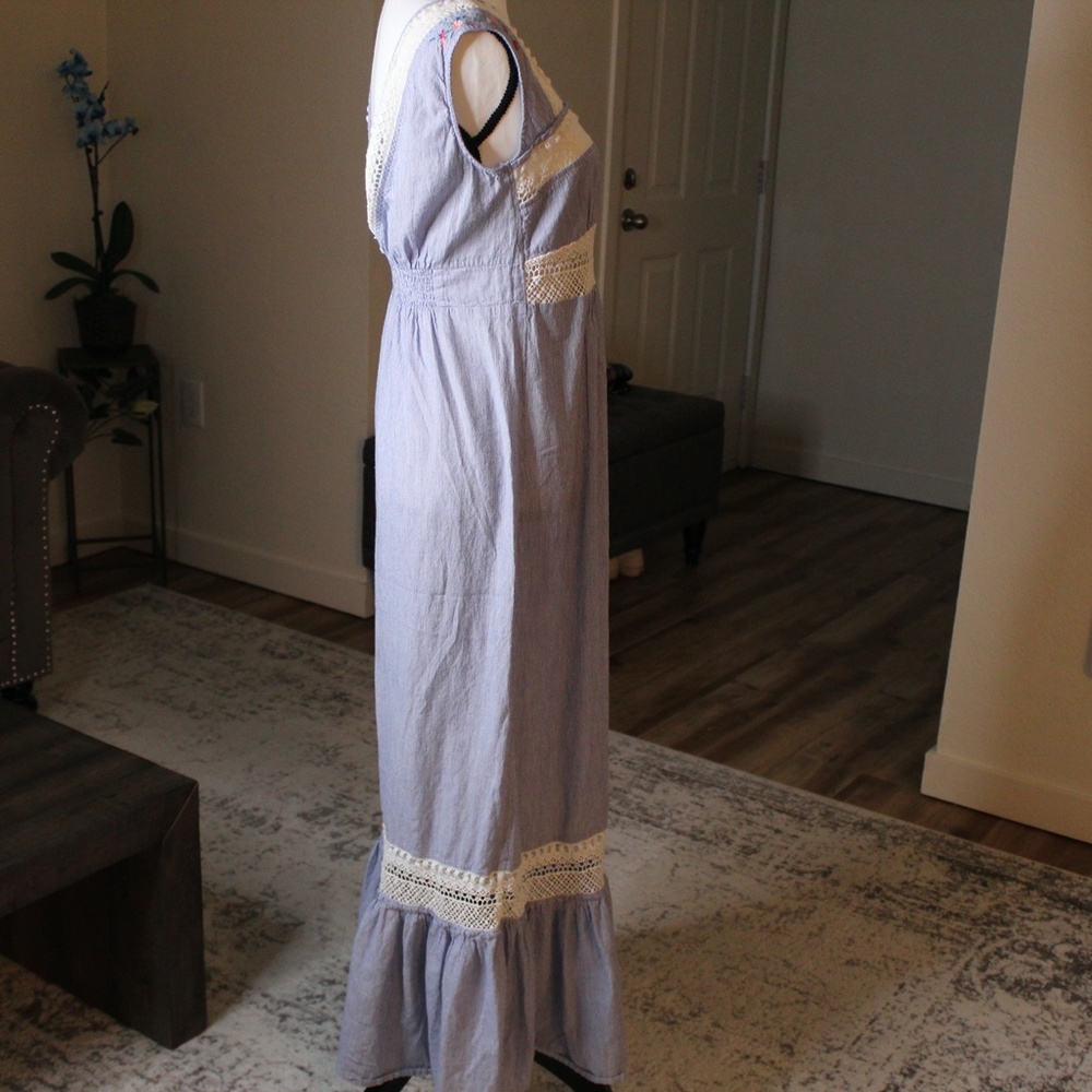 Blue and White Striped Maxi with Crochet Detail - Picture 3 of 9